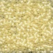 Magnifica Beads 10043 - Butter Cream